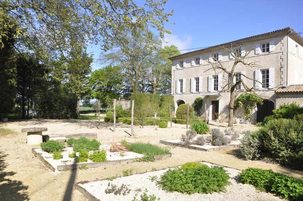 Les Cigales Bed & Breakfast Charols Exterior photo